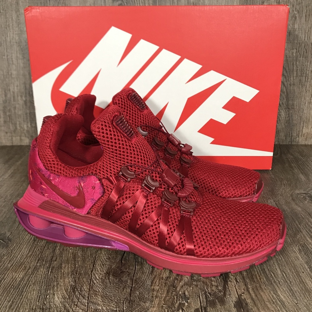 Nike Shox Gravity ‘Wild Cherry’ Women's size 9